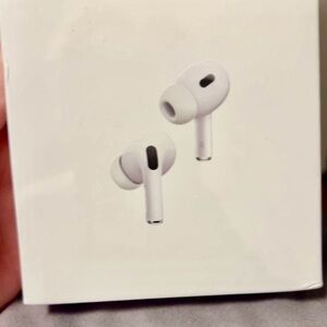 Apple AirPods Pro Wireless Earbuds - White